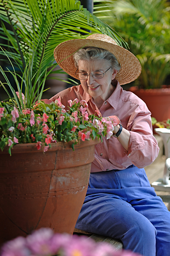 gardening_DSC2039w
