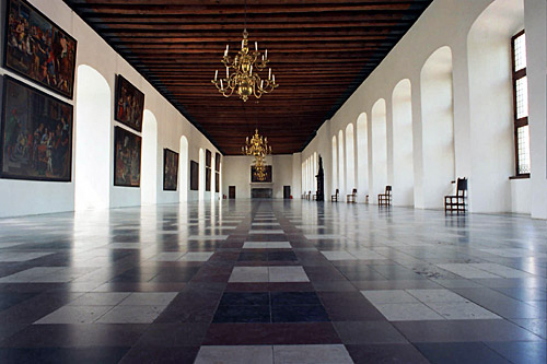 castle_hall